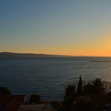 Cosy Sunset Apartment Omiš Exteriör bild