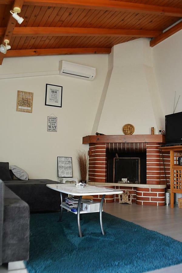 Cosy Sunset Apartment Omiš Exteriör bild