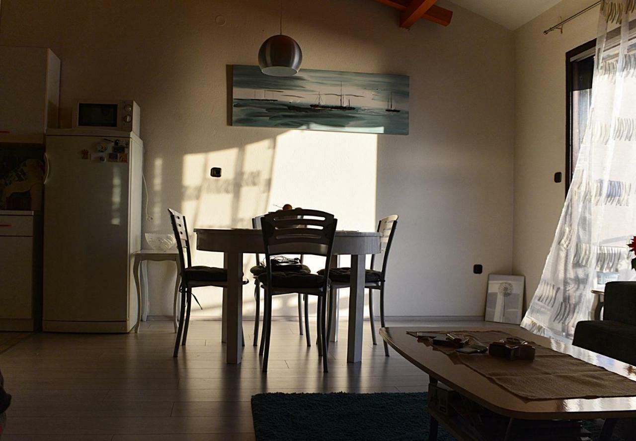 Cosy Sunset Apartment Omiš Exteriör bild