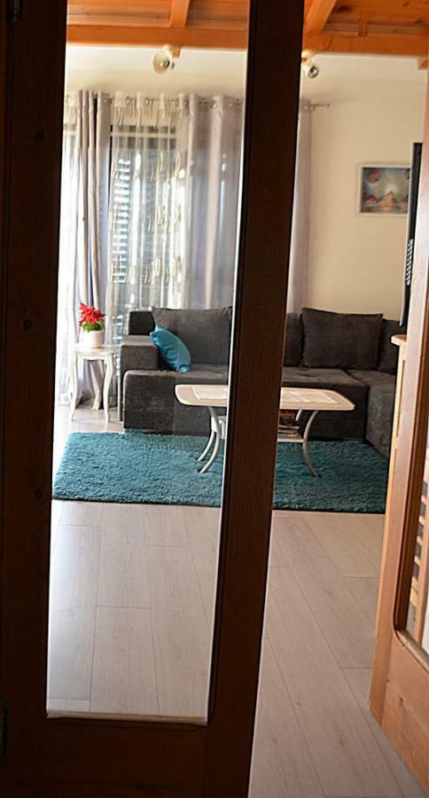 Cosy Sunset Apartment Omiš Exteriör bild