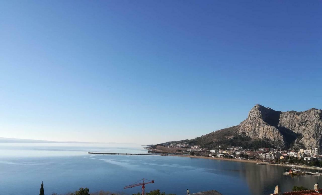 Cosy Sunset Apartment Omiš Exteriör bild